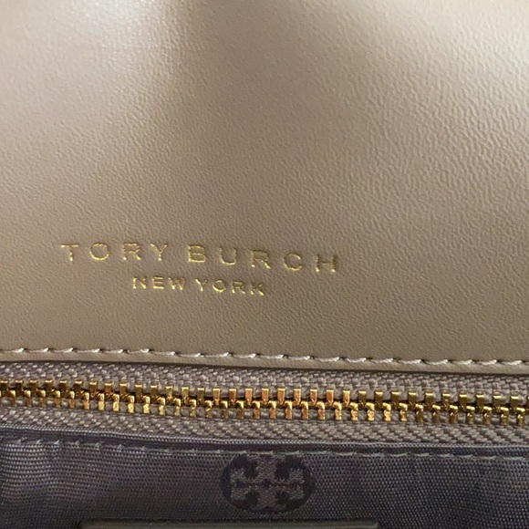 NWT Auth Tory Burch Willa Shoulder Bag - Picture 6 of 10